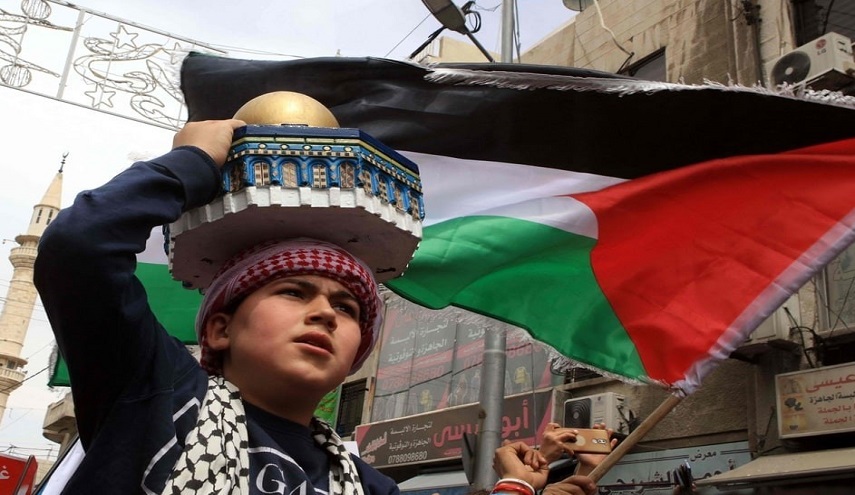 افتتاح سفارة المقاومة في المدارس الإيرانية نصرة لفسطين