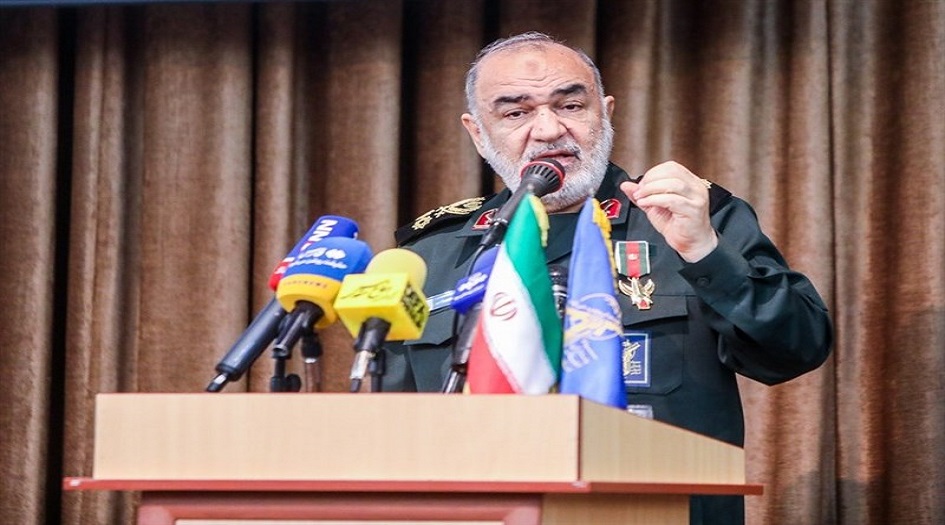اللواء سلامي: يجب قطع الشريان الاقتصادي الصهيوني لتلقي المعدات العسكرية