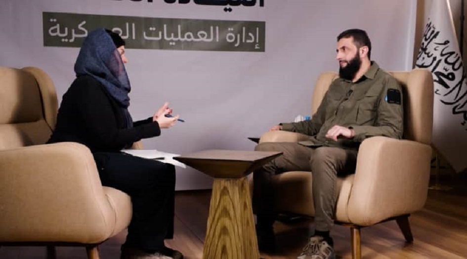 الإعلام الرسمي الروسي يستهزئ بالغربيين: الجولاني أصبح معتدلاً!