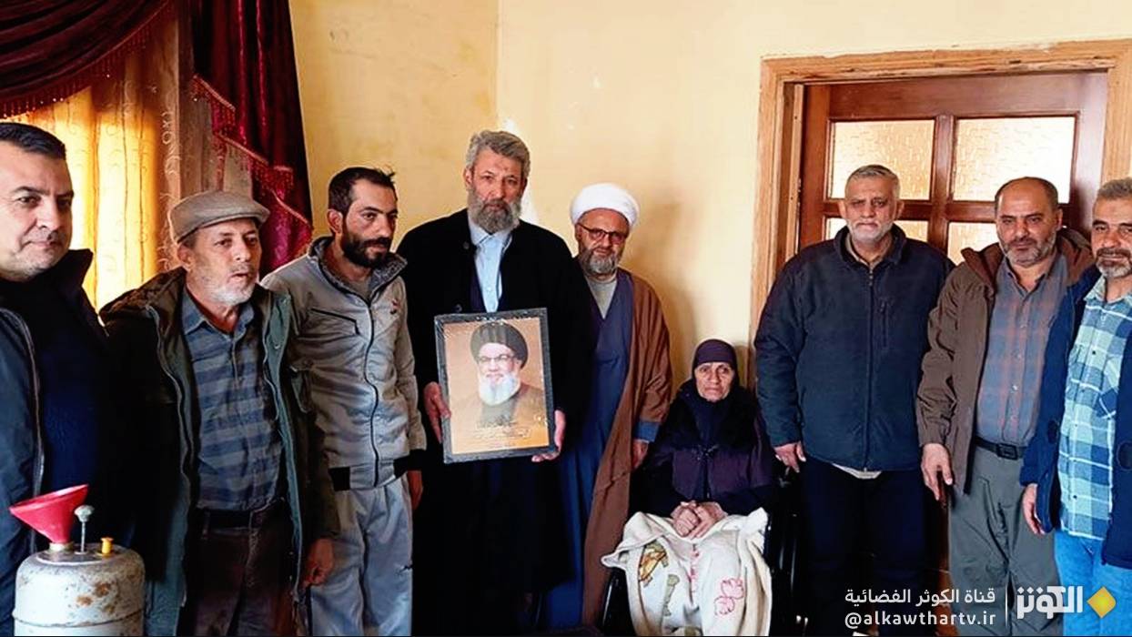 باحثة اسلامية لقناة الكوثر: الثورة الإسلامية عززت صمود عوائل الشهداء ودور المرأة في المقاومة