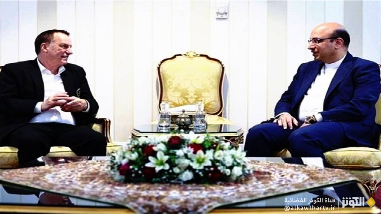  علي نجاد: إيران مستعدة لفتح آفاق جديدة مع الاتحاد العالمي للمواي تاي 