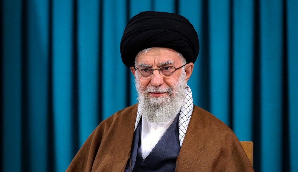 الامام الخامنئي: الجمهورية الإسلامية لن تساوم الصهاينة أبدا