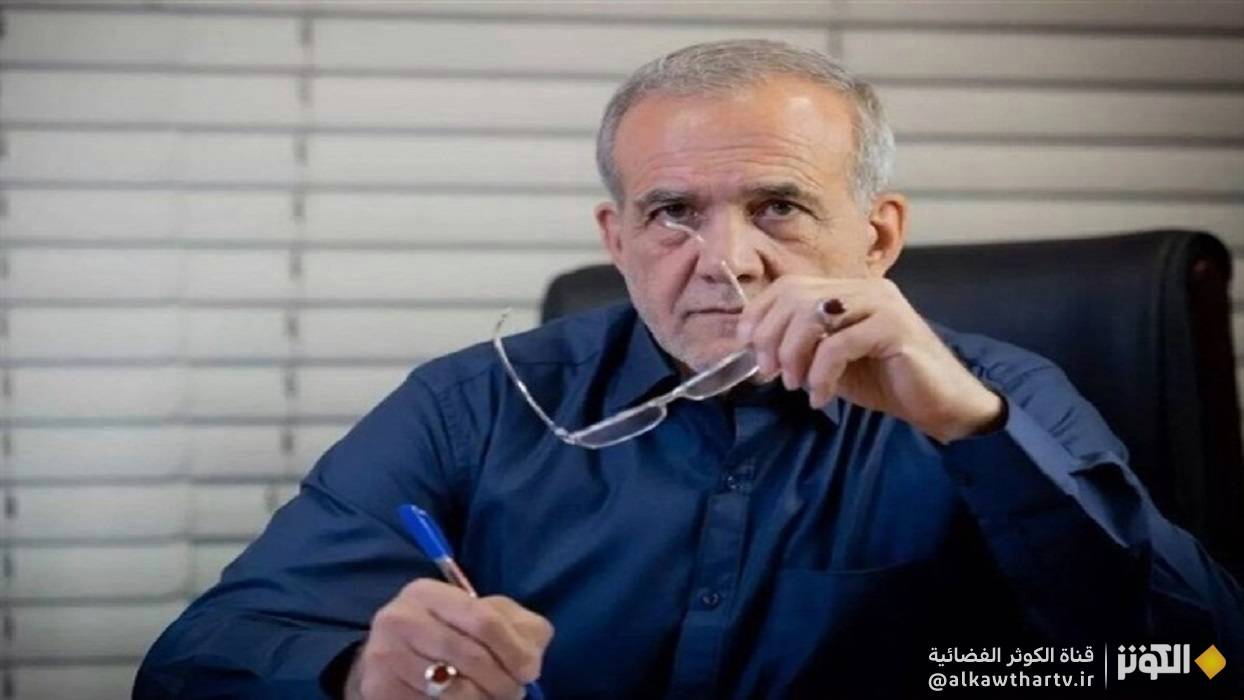  الرئيس الإيراني: مواجهة أزمة شحّ المياه يجب أن تكون جذرية ومحلية الطابع 