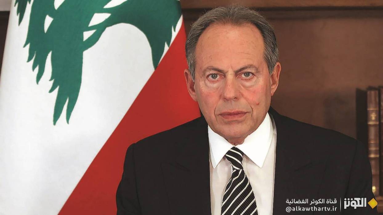 إميل لحود: الحديث عن نزع سلاح حزب الله خيانة عسكرية للبنان