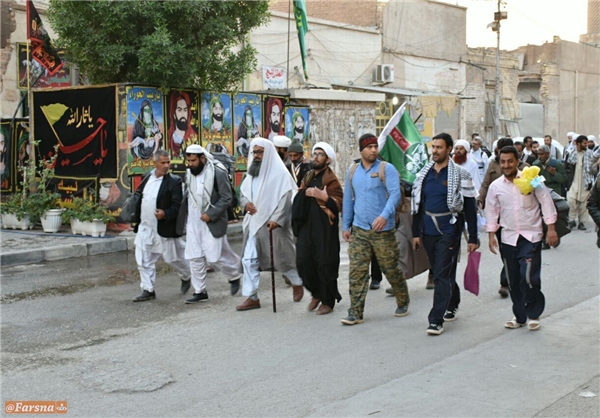 مشاركة "اهل السنة" من ايران في مسيرة اربعين الامام الحسين (عليه السلام )