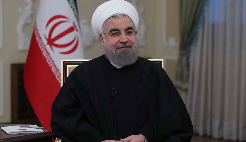 الرئيس روحاني يؤكد على الحل السلمي لازمات المنطقة