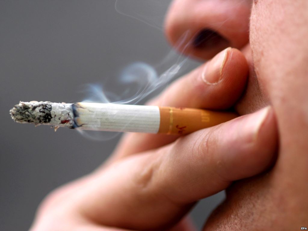 دراسة : التدخين يكلف الاقتصاد العالمي أكثر من تريليون دولار سنويا 