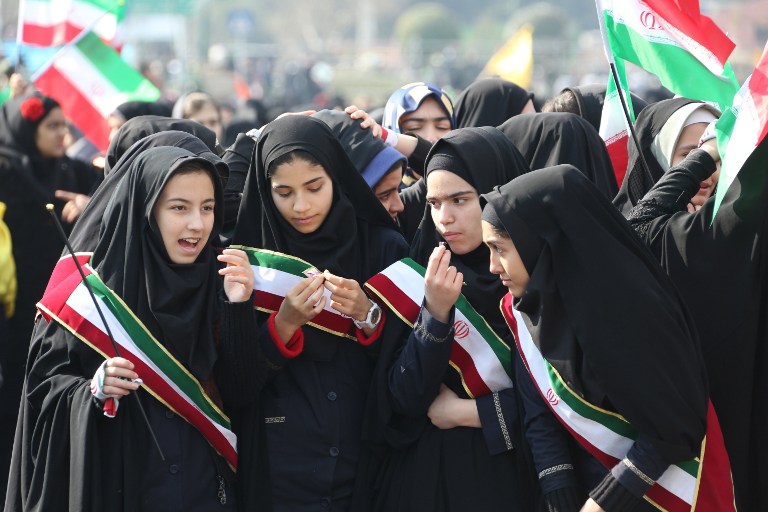 دستور الجمهورية الاسلامية الايرانية ( الفصل الثالث ) 