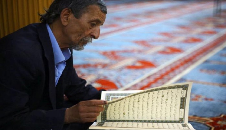 مسلموا الأرجنتين يعانون من فقدان الكتب الدينية
