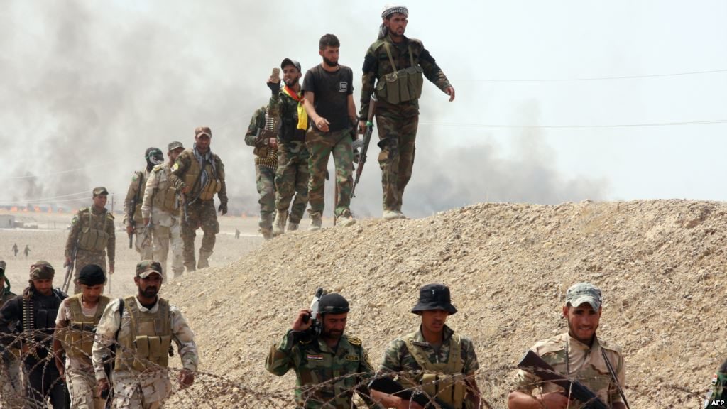 الحشد بالعراق يصل مشارف حدود سوريا ويقطع آخر منفذ لـ"داعش"