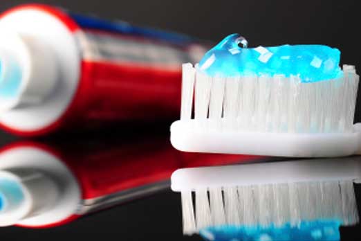  هذا ما يحدث ان لم تفرش أسنانك لسنةٍ كاملة!