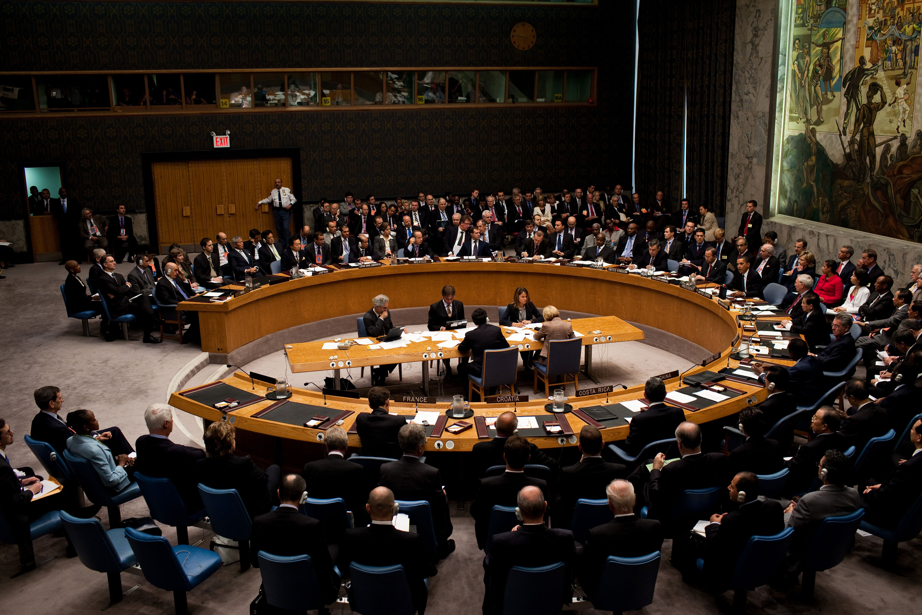 الحوار الذي جرى في الجلسة الطارئة لمجلس الأمن لمناقشة العدوان الأميركي على سوريا