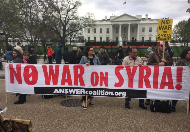 اعتراضات ضد ترامپ در آمریکا در پی حمله موشکی به سوریه
