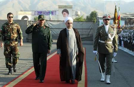 إزاحة الستار عن إنجازات وزارة الدفاع بحضور الرئيس روحاني