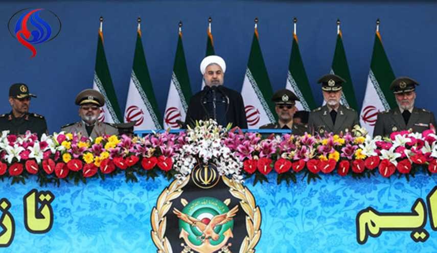 الرئيس روحاني يشيد بجيش الجمهورية الاسلامية خلال احتفالات يوم الجيش
