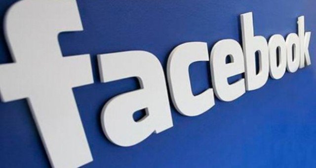  فيسبوك توفر الإنترنت عبر الهليكوبتر