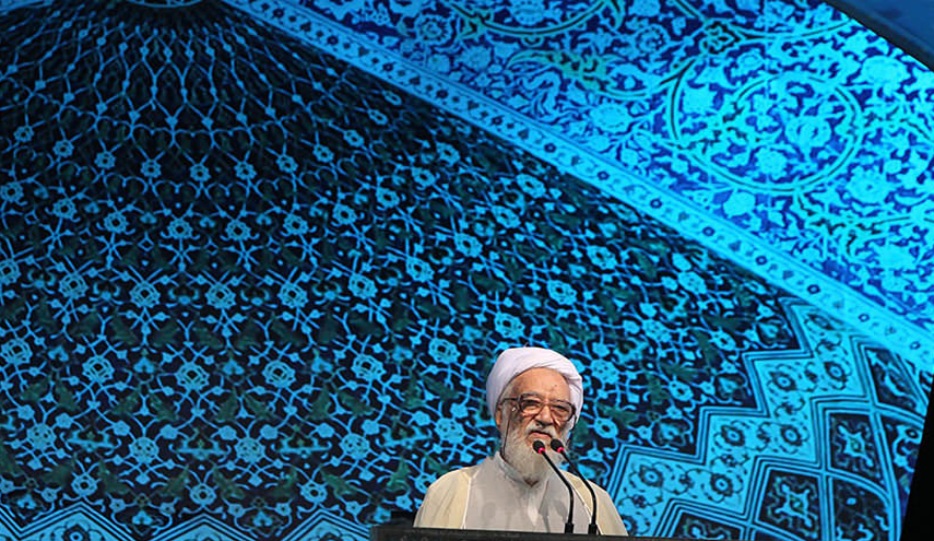  خطيب طهران: لاينبغي الوثوق بنظام آل سعود في الحج