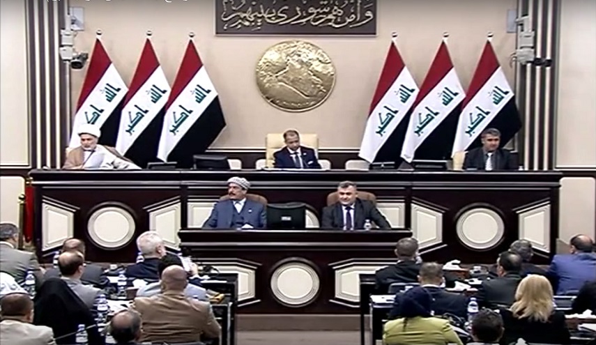 نواب عراقيون يقدمون مقترحاً قانونياً بالغاء الاستقطاعات من رواتب الموظفين والمتقاعدين