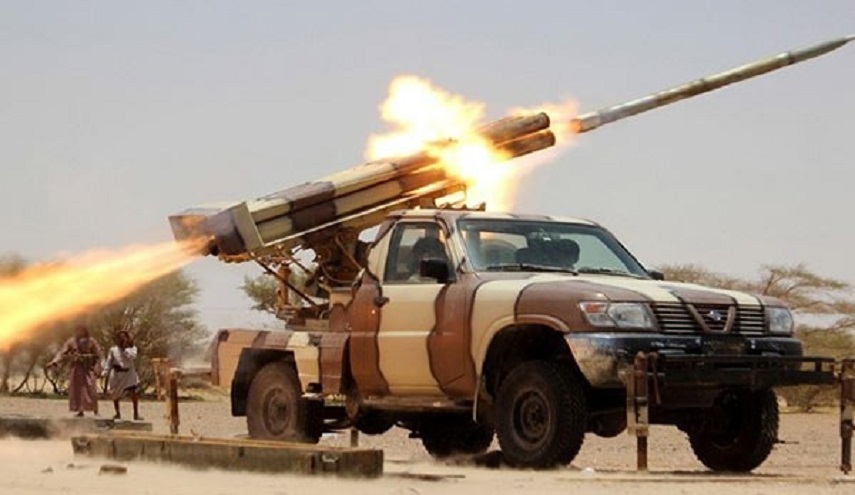 قصف صاروخي يستهدف آليات وجرافات الجيش السعودي في جيزان