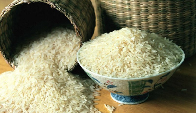 لهذا السبب.. ضع قطعة ثلج على الأرز قبل تسخينه والنتيجة مذهلة!