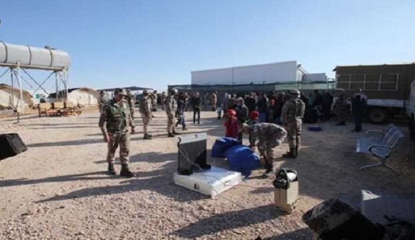  استشهاد 4 سوريين بتفجير في مخيم قرب حدود سوريا مع الاردن
