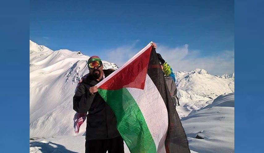 تصویر: پرچم فلسطین بر فراز قله‌های آلاسکا