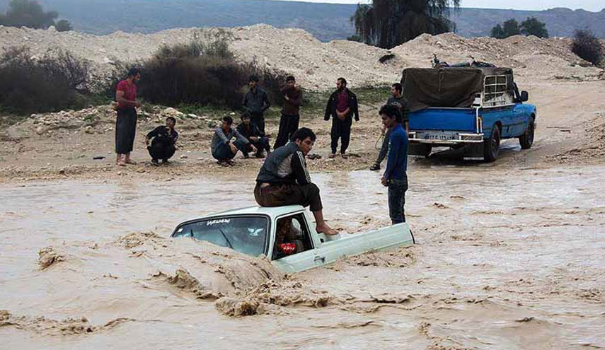 4 مفقودين بسبب السيول في 15 محافظة ايرانية