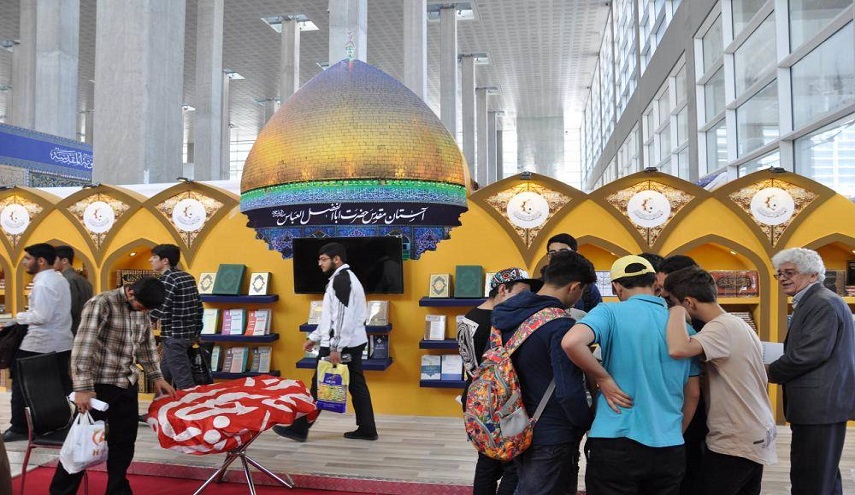 بالصور.. جناح العتبة العبّاسية في معرض طهران الدوليّ للكتاب