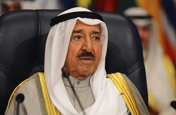 أمير الكويت غاضب جدا من ابن سلمان وابن زايد... هذا ما فعلاه به!!