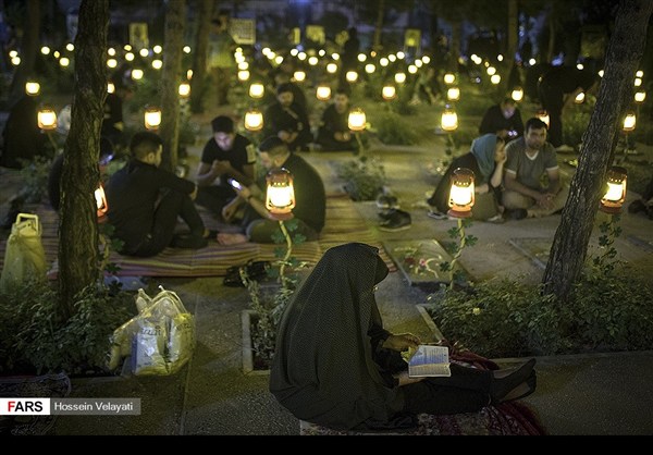 بالصور.. احياء ليلة الـ19 من شهر رمضان المبارك اولى ليالي القدر المباركة في ايران