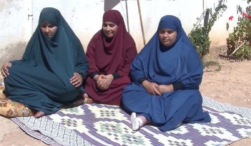 ثلاث شقيقات كفيفات يتمكن من حفظ القرآن الكريم