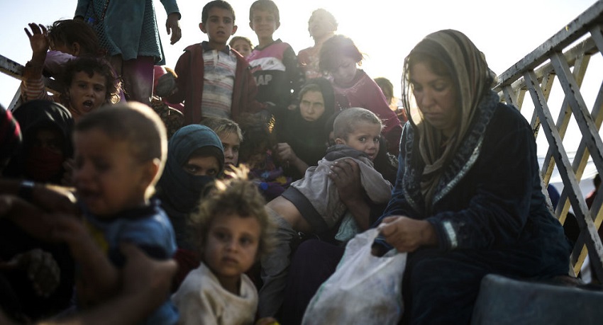 تحرير اطفال "تركمان" من قبضة داعش الارهابي في الموصل