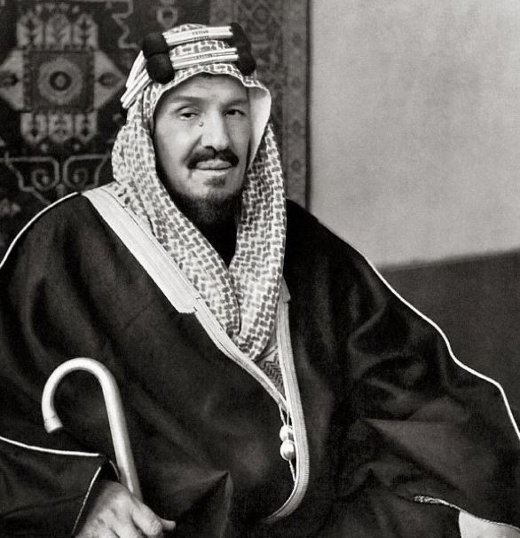 شاهد بالصور... أول نسخة من “داعش” كان إمامهم الملك عبدالعزيز !!