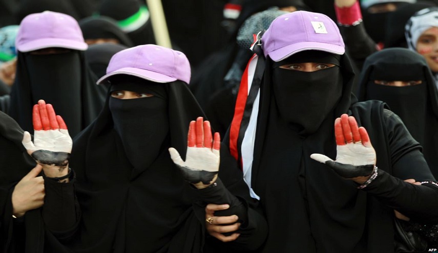 خاص الكوثر : بالفيديو .. المرأة اليمنية بشموخها سحقت جبروت العدوان السعودي