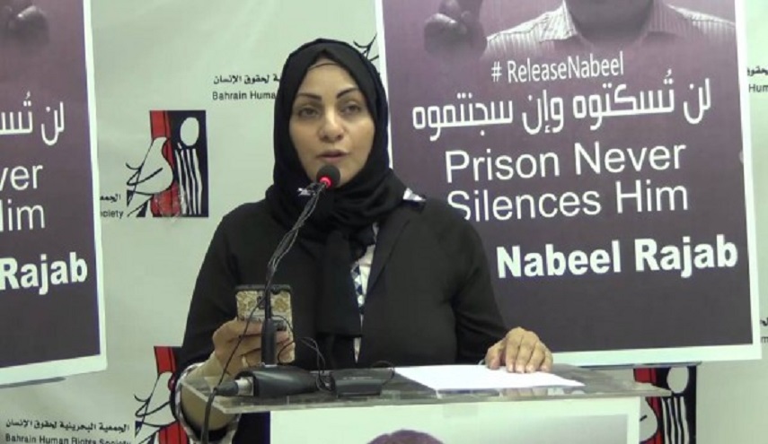الناشطة البحرينية ابتسام الصائغ تعرضت لكسر في يدها اليمنى وفقدت 11 كيلو من وزنها