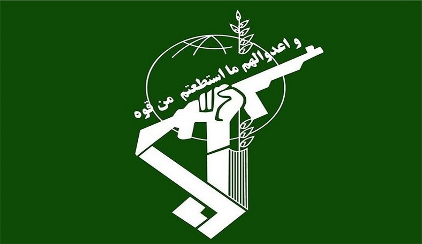الحرس الثوري يرد على تصرفات البحرية الامريكية بالخليج الفارسي