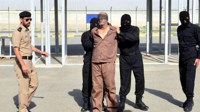 فايننشال تايمز تفضح "الظروف المريبة" لأحكام الإعدام بحق 14 سعوديا