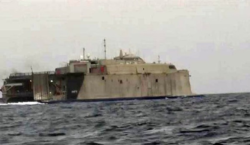 البحرية اليمنية تدمر سفينة حربية لتحالف العدوان السعودي