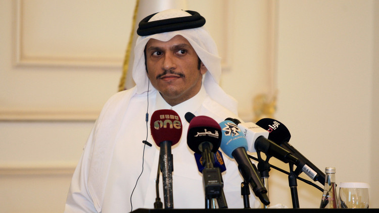 وزير خارجية قطر يصل الكويت في زيارة غير معلنة