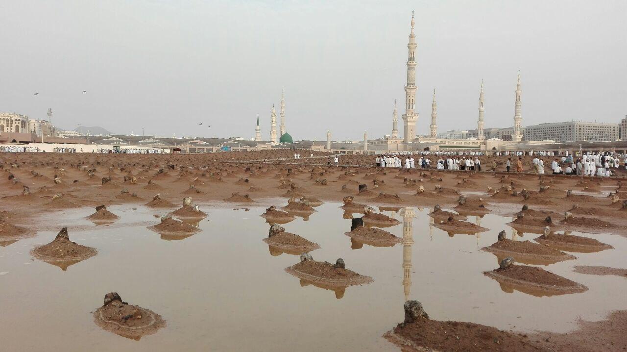 قبرستان بقيع امروز باران زده شد+عکس