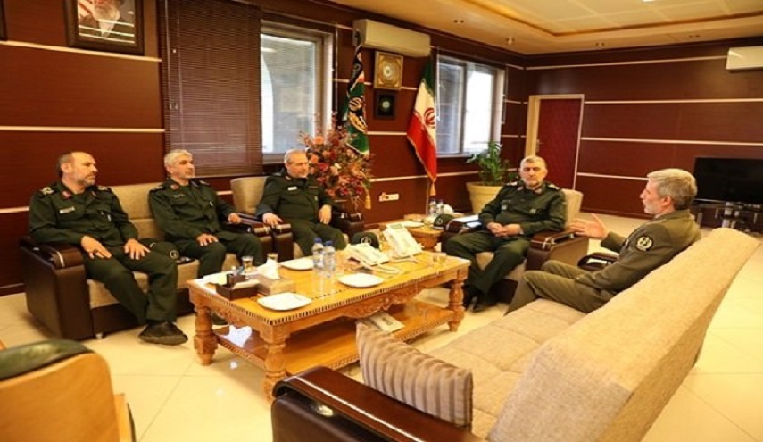 وزير الدفاع: ايران لن تدخر جهدا في سبيل تعزيز صناعاتها الدفاعية