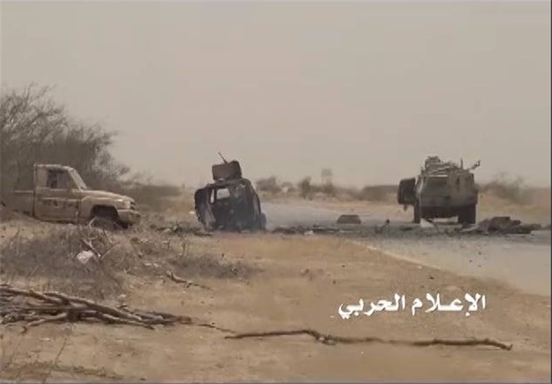 انهدام ۵ خودروی نیروهای وابسته به عربستان در جنوب یمن