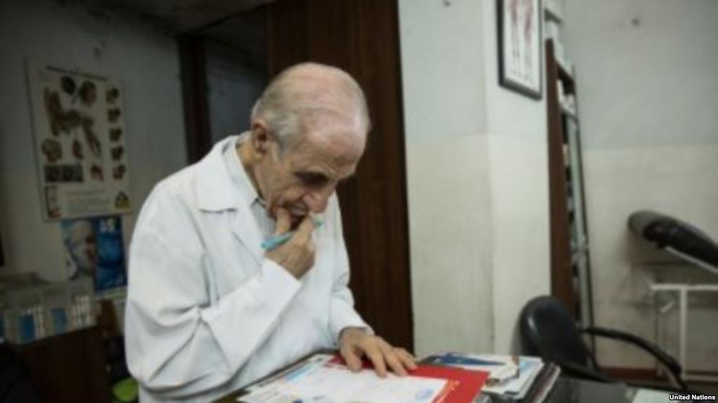 الطبيب "أبو الفقراء" السوري مرشح لجائزة الأمم المتحدة