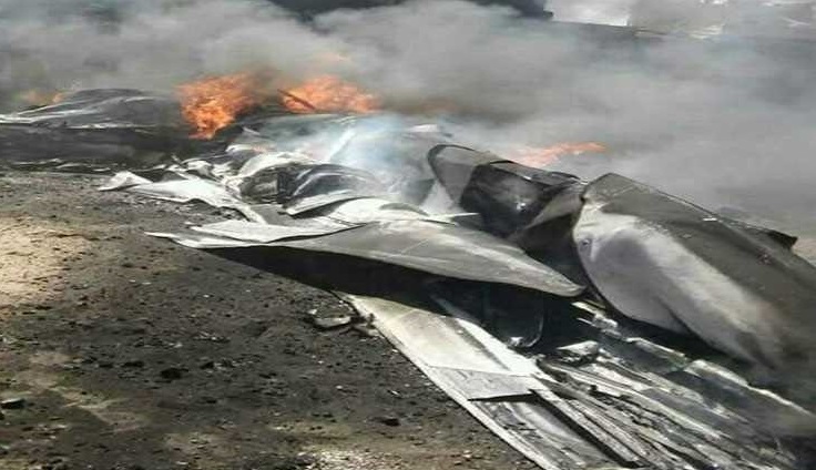 الدفاعات الجوية اليمنية تسقط طائرة تجسس اميركية+(صوروفيديو)