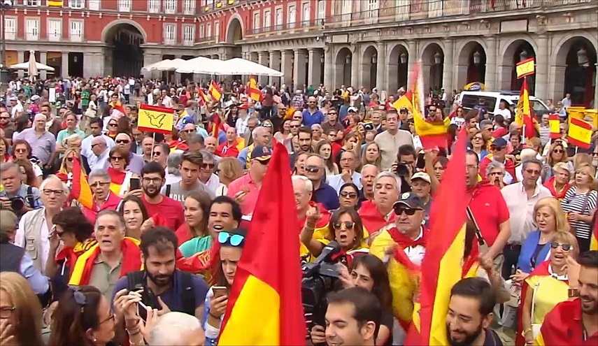 إغلاق صناديق الاقتراع وبدء فرز الأصوات باستفتاء كتالونيا