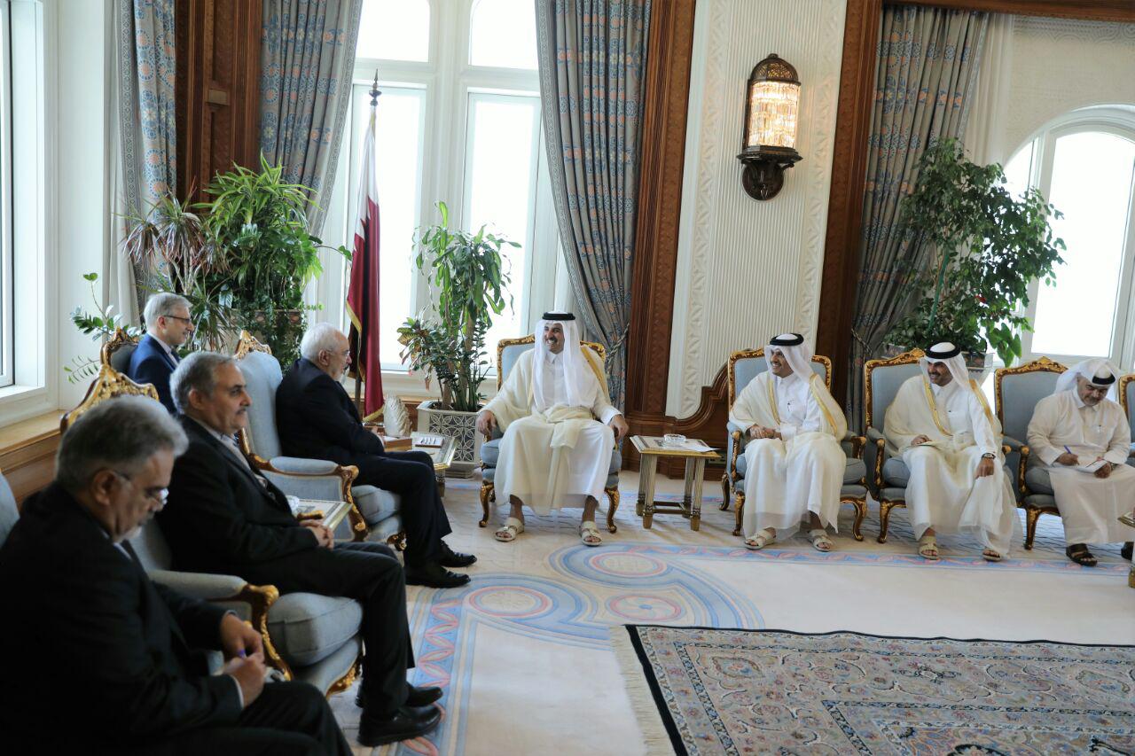 دیدار وزیر امور خارجه ایران و امیر قطر 
