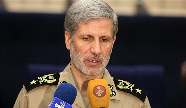 وزير الدفاع الايراني: نتعاون مع العراق لمواجهة الانفصاليين في هذا البلد