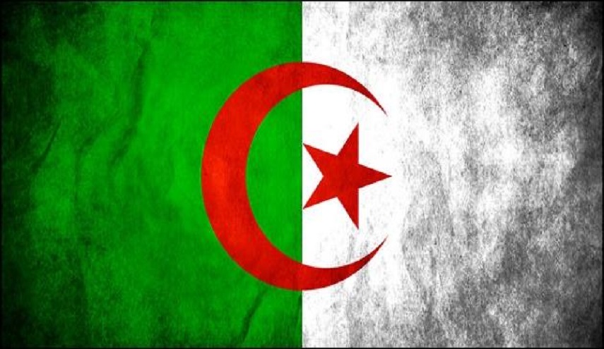 تدمير مخبأ لإعداد القنابل في الجزائر