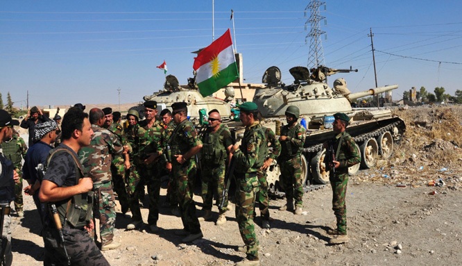 رويترز: البيشمركة تمنع قوات عراقية من دخول حقول النفط في كركوك