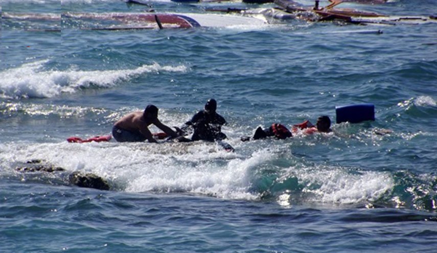 مصرع وفقد العشرات في غرق سفينة لمسلمي الروهينغا
